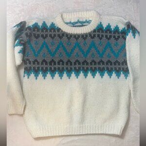 Chunky knit winter crewneck vintage handmade medium unisex